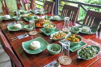 Anurak Community Lodge Phanom Exterior photo