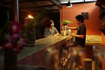 Anurak Community Lodge Phanom Exterior photo